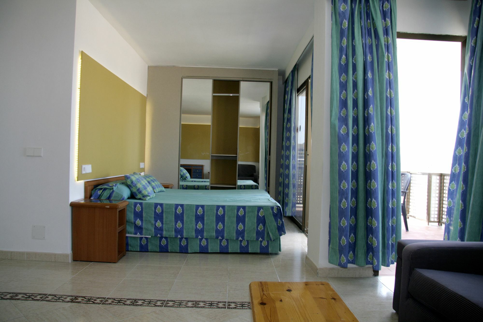Appartement Sunset Bella Ibiza à Sant Antoni de Portmany Extérieur photo